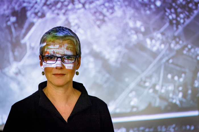 Dorit Naaman, Kingston, Ontario